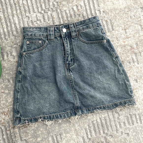 ❌SOLD❌ Jean skirt - Picture 1 of 5